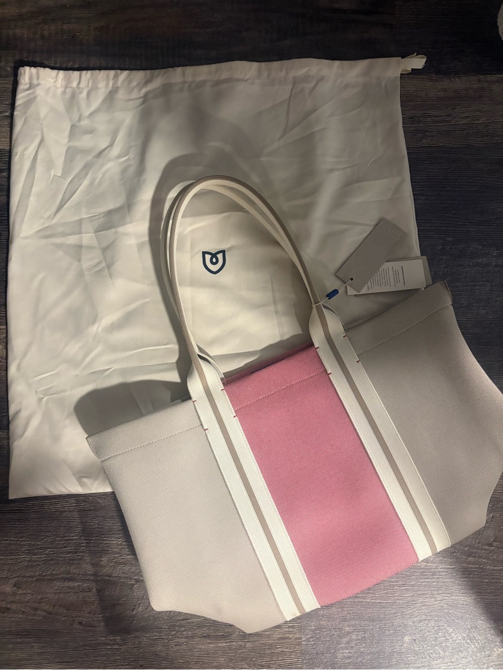 Rothy’s  Essential Tote in Canyon Red NWT Discontinued